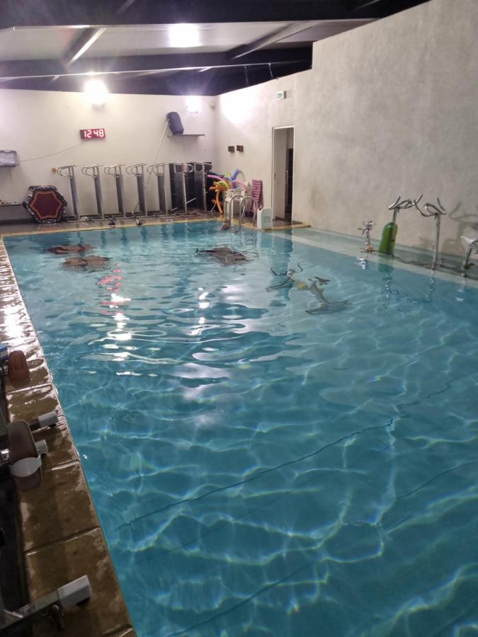 Saint-Mitre-les-Remparts Sci Aquazen Loisirs Detente المظهر الخارجي الصورة